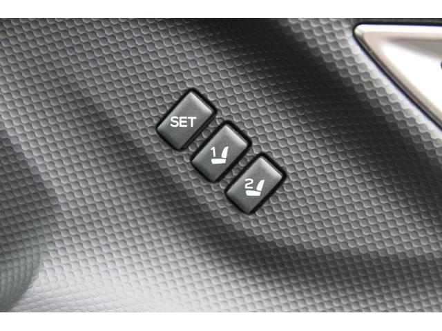 フォレスター プレミアム　アイサイト／ＳＤナビＴＶ／ブルートゥース／ミュージックサーバー／プリクラッシュブレーキ／レーダークルーズ／ＬＫＡ／ＢＳＭ／デジタルインナーミラー／シートヒーター／Ｘモード／ＡＷＤ（12枚目）