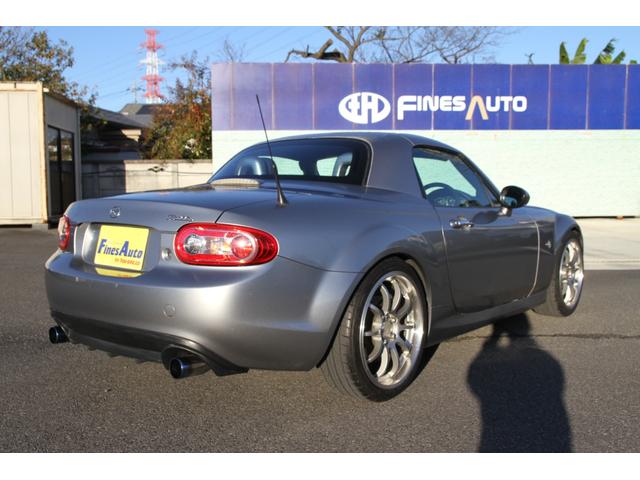 ロードスター RS RHT リトラクタブルハードトップ/BOSEサウンドシステム/6連奏CDチェンジャー/ブラックレザーシート/シートヒーター/アドバンレーシング18インチアルミ/車高調/HIDライト/オートエグゼエアクリーナー(26枚目)