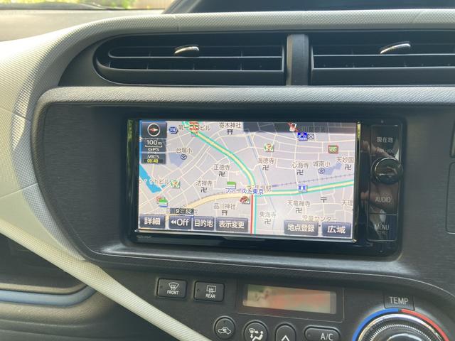 アクア Ｓ　ドライブレコーダー　ＥＴＣ　バックカメラ　ナビ　ＴＶ　スマートキー　アイドリングストップ　電動格納ミラー　ＣＶＴ　衝突安全ボディ　ＡＢＳ　ＥＳＣ　Ｂｌｕｅｔｏｏｔｈ　エアコン　パワーステアリング（3枚目）
