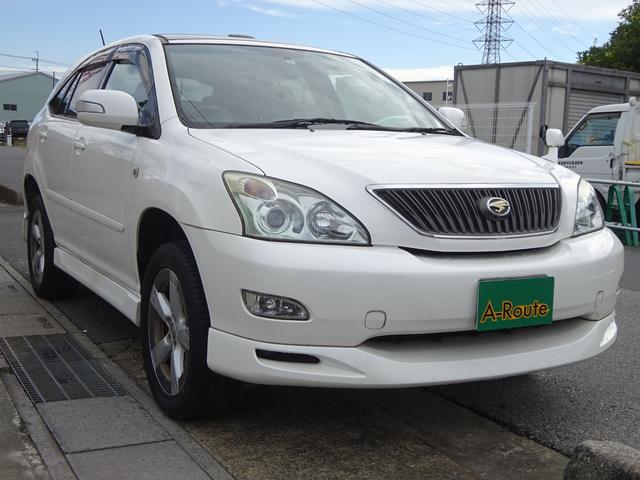 AIRS 4WD 黒革 大型サンルーフ 純正フルエアロ 純正ナビ 6連奏CD フロント・サイド・バックカメラ シートヒータ- エアサス ウッドコンビハンドル 電動テールゲート 純正18アルミ HID キーレス(15枚目)
