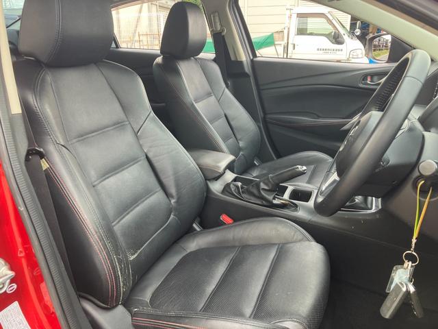 アテンザセダン XD Lパッケージ ディーゼルターボ 6速MT BOSE音響 黒革 衝突軽減ブレーキ レーダークルーズ フリップダウンモニター 社外メモリーナビ CD/DVD再生 Bカメラ トランクスルー スマートキー 純正19アルミ(14枚目)