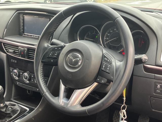 アテンザセダン XD Lパッケージ ディーゼルターボ 6速MT BOSE音響 黒革 衝突軽減ブレーキ レーダークルーズ フリップダウンモニター 社外メモリーナビ CD/DVD再生 Bカメラ トランクスルー スマートキー 純正19アルミ(47枚目)