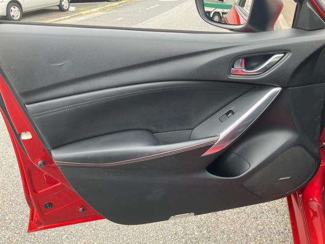 アテンザセダン XD Lパッケージ ディーゼルターボ 6速MT BOSE音響 黒革 衝突軽減ブレーキ レーダークルーズ フリップダウンモニター 社外メモリーナビ CD/DVD再生 Bカメラ トランクスルー スマートキー 純正19アルミ(57枚目)