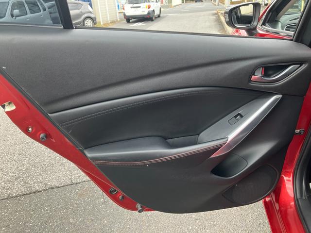 アテンザセダン XD Lパッケージ ディーゼルターボ 6速MT BOSE音響 黒革 衝突軽減ブレーキ レーダークルーズ フリップダウンモニター 社外メモリーナビ CD/DVD再生 Bカメラ トランクスルー スマートキー 純正19アルミ(58枚目)