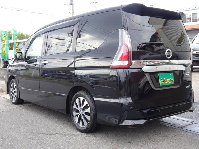 セレナ ハイウェイスター　プロパイロットエディション　禁煙車　衝突軽減ブレーキ　レーダークルーズ　車線逸脱警報　ＬＥＤライト　オートライト　地デジＴＶ　Ｂｌｕｅｔｏｏｔｈ接続　純正メモリーナビ　ＣＤ／ＤＶＤ再生　ＡＵＸ接続　バックカメラ　両側電動スライド（10枚目）