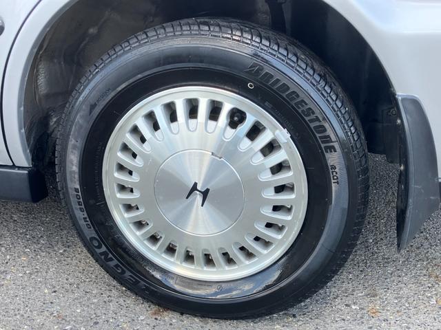 アスコット ２．０Ｓ　５速ＭＴ　直列５気筒縦置／Ｇ２０Ａエンジン　木目調インパネ　純正ＣＤオーディオ　ＦＭ／ＡＭラジオ　オートクルーズ　社外ＨＩＤ　フォグランプ　電動格納ミラー　オートエアコン　革巻ハンドル　純正１４アルミ（42枚目）