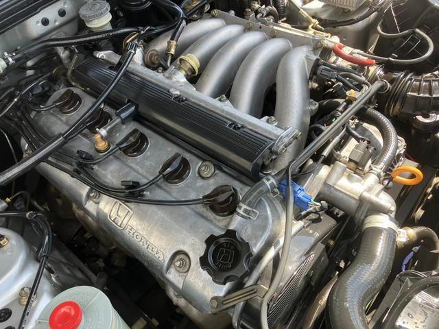アスコット ２．０Ｓ　５速ＭＴ　直列５気筒縦置／Ｇ２０Ａエンジン　木目調インパネ　純正ＣＤオーディオ　ＦＭ／ＡＭラジオ　オートクルーズ　社外ＨＩＤ　フォグランプ　電動格納ミラー　オートエアコン　革巻ハンドル　純正１４アルミ（44枚目）