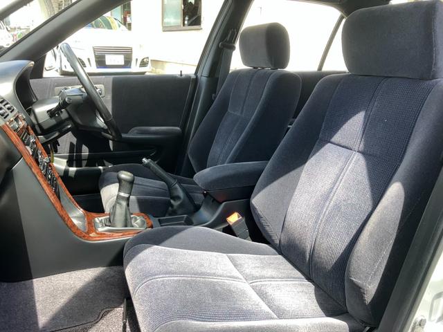 アスコット ２．０Ｓ　５速ＭＴ　直列５気筒縦置／Ｇ２０Ａエンジン　木目調インパネ　純正ＣＤオーディオ　ＦＭ／ＡＭラジオ　オートクルーズ　社外ＨＩＤ　フォグランプ　電動格納ミラー　オートエアコン　革巻ハンドル　純正１４アルミ（53枚目）