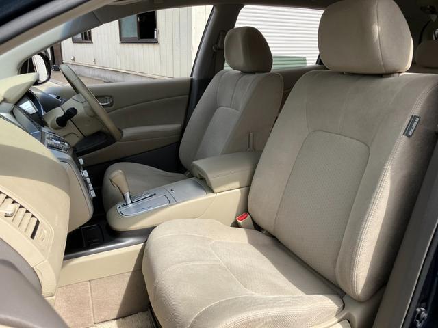 ムラーノ ２５０ＸＬ　後期型　レギュラーガソリン車　ＬＥＤデイライト　地デジＴＶ　Ｂｌｕｅｔｏｏｔｈ接続　純正ＨＤＤナビ　ＣＤ／ＤＶＤ再生　音楽録音　バック／サイドカメラ　クルコン　スマートキー　ＨＩＤ　純正１８アルミ（15枚目）