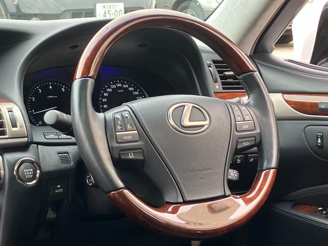 ＬＳ ＬＳ４６０　バージョンＣ　Ｉパッケージ　後期型　黒革　サンルーフ　ＷＡＬＤフルエアロ／フロントフェンダー　クレンツェ２０アルミ　レーダークルーズ　ＢＳＭ　地デジＴＶ　Ｂｌｕｅｔｏｏｔｈ接続　純正ＨＤＤナビ　ＣＤ／ＤＶＤ再生　バックカメラ（52枚目）