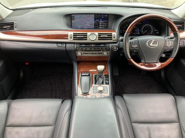 ＬＳ ＬＳ４６０　バージョンＣ　Ｉパッケージ　後期型　黒革　サンルーフ　ＷＡＬＤフルエアロ／フロントフェンダー　クレンツェ２０アルミ　レーダークルーズ　ＢＳＭ　地デジＴＶ　Ｂｌｕｅｔｏｏｔｈ接続　純正ＨＤＤナビ　ＣＤ／ＤＶＤ再生　バックカメラ（63枚目）