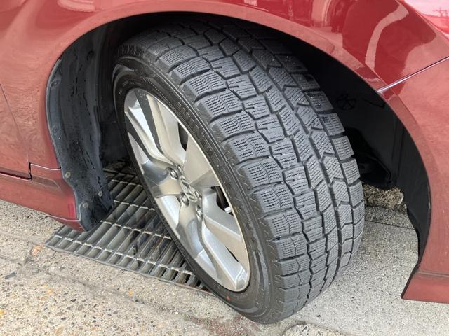 ジェイド ハイブリッドＸ　禁煙車　ホンダセンシング　コンフォートビューＰＫＧ　黒革　衝突軽減ブレーキ　レーダークルーズ　地デジＴＶ　Ｂｌｕｅｔｏｏｔｈ接続　社外メモリーナビ　ＤＶＤ再生　Ｂカメラ　ＬＥＤライト　３列６人乗（42枚目）