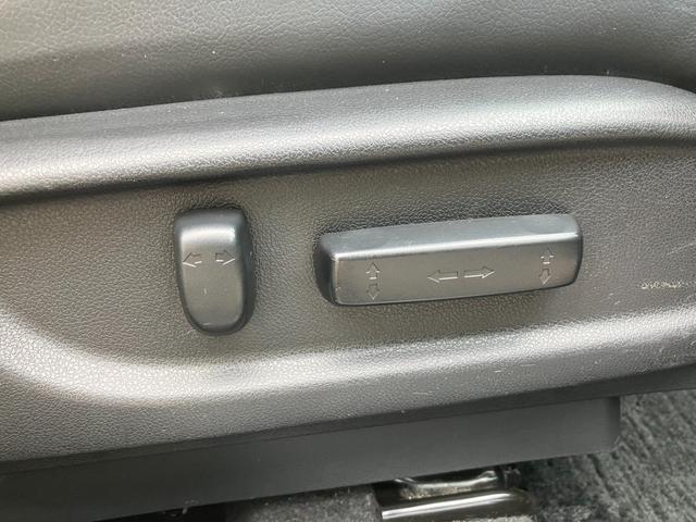 ジェイド ハイブリッドＸ　禁煙車　ホンダセンシング　コンフォートビューＰＫＧ　黒革　衝突軽減ブレーキ　レーダークルーズ　地デジＴＶ　Ｂｌｕｅｔｏｏｔｈ接続　社外メモリーナビ　ＤＶＤ再生　Ｂカメラ　ＬＥＤライト　３列６人乗（77枚目）