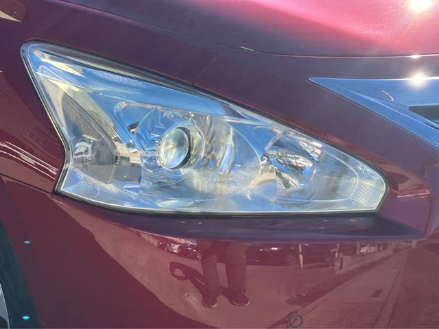 ティアナ XV ナビAVMパッケージ 黒革 サンルーフ 衝突軽減ブレーキ クルコン 全方位カメラ 助手席電動オットマン シートベンチレーション 地デジTV Bluetooth接続 純正メモリーナビ CD/DVD再生 ドラレコ 純正17AW(26枚目)