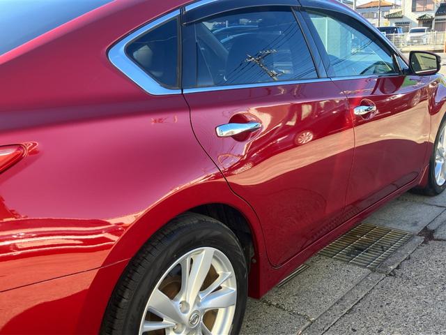 ティアナ XV ナビAVMパッケージ 黒革 サンルーフ 衝突軽減ブレーキ クルコン 全方位カメラ 助手席電動オットマン シートベンチレーション 地デジTV Bluetooth接続 純正メモリーナビ CD/DVD再生 ドラレコ 純正17AW(29枚目)