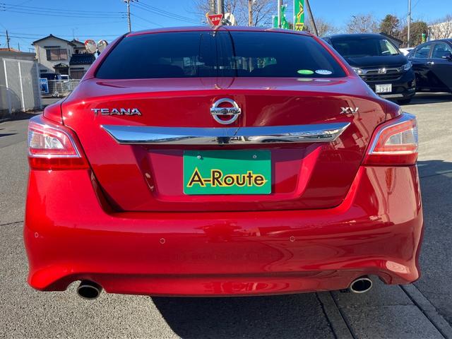 ティアナ XV ナビAVMパッケージ 黒革 サンルーフ 衝突軽減ブレーキ クルコン 全方位カメラ 助手席電動オットマン シートベンチレーション 地デジTV Bluetooth接続 純正メモリーナビ CD/DVD再生 ドラレコ 純正17AW(31枚目)