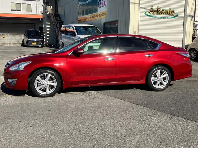 ティアナ XV ナビAVMパッケージ 黒革 サンルーフ 衝突軽減ブレーキ クルコン 全方位カメラ 助手席電動オットマン シートベンチレーション 地デジTV Bluetooth接続 純正メモリーナビ CD/DVD再生 ドラレコ 純正17AW(35枚目)