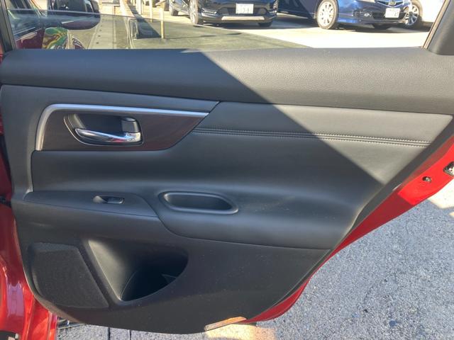 ティアナ XV ナビAVMパッケージ 黒革 サンルーフ 衝突軽減ブレーキ クルコン 全方位カメラ 助手席電動オットマン シートベンチレーション 地デジTV Bluetooth接続 純正メモリーナビ CD/DVD再生 ドラレコ 純正17AW(63枚目)