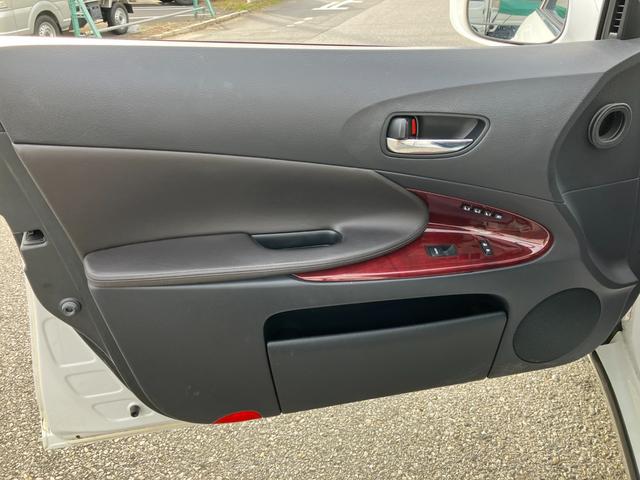 ＧＳ ＧＳ３５０　後期型　黒革　サンルーフ　シートベンチレーション　純正ＨＤＤナビ　ＣＤ　音楽録音　バックカメラ　スマートキー　ウッドコンビハンドル　ＡＦＳ　ＨＩＤ　フォグ　オートライト　リアスモーク施工　純正１８ＡＷ（62枚目）