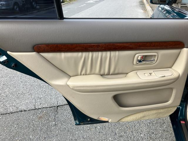 TOYOTA PROGRES NC300