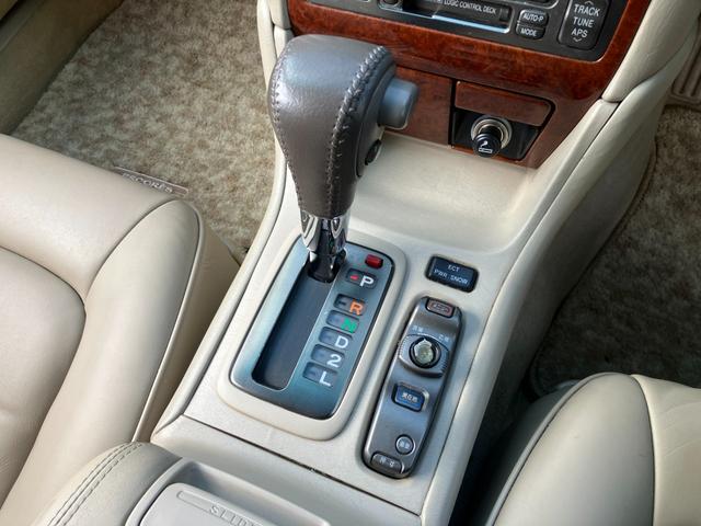 TOYOTA PROGRES NC300