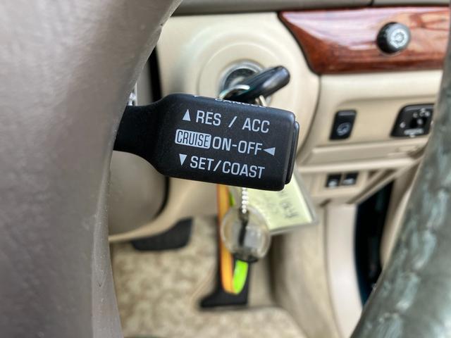 TOYOTA PROGRES NC300