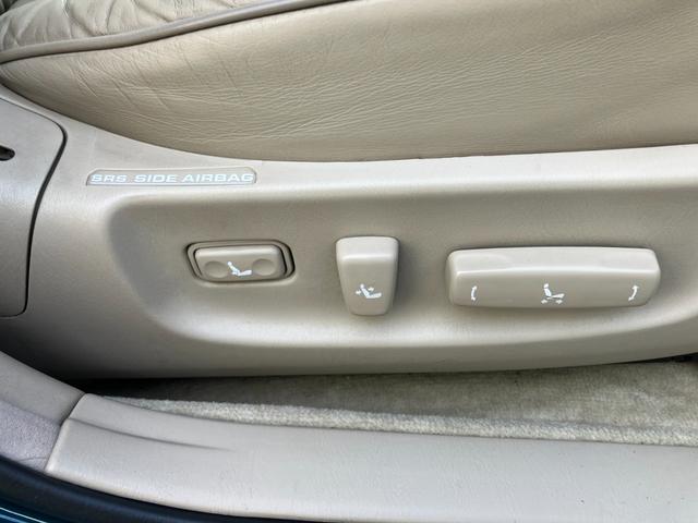 TOYOTA PROGRES NC300