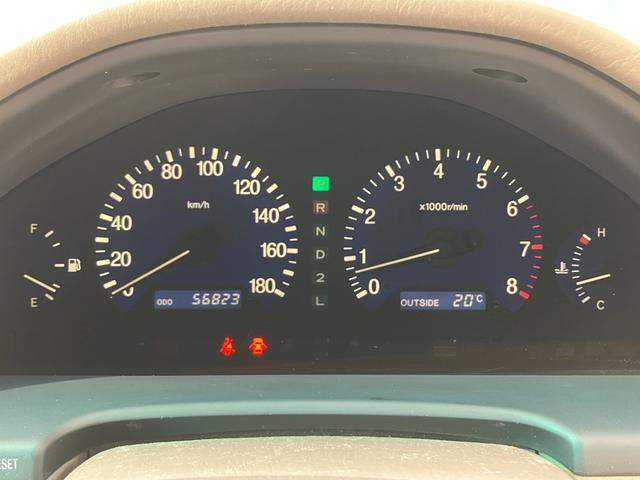 プログレ ＮＣ２５０　ウォールナットパッケージ　前期型　直６／１ＪＺ－ＧＥエンジン　本木パネル　ウッドコンビハンドル　キーレス　純正ＤＶＤナビ　ハーフシートカバー　純正アナログクロック　パワーシート　左右独立Ａ／Ｃ　電動ステアチルト　純正１５アルミ（20枚目）