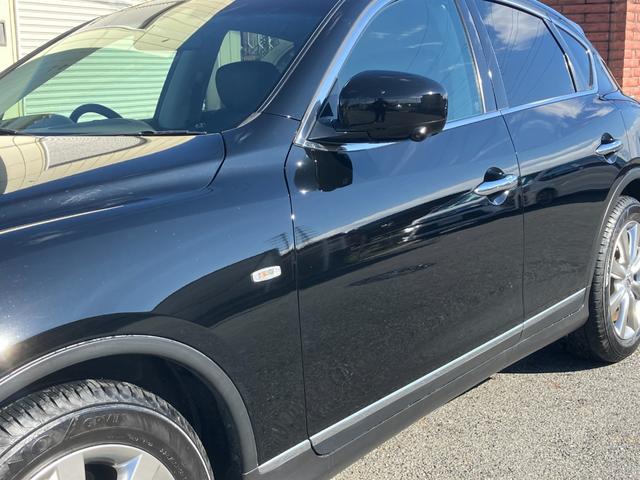 スカイラインクロスオーバー ３７０ＧＴ　黒半革　衝突軽減ブレーキ　レーダークルーズ　ＢＯＳＥ音響　地デジＴＶ　Ｂｌｕｅｔｏｏｔｈ接続　純正ＨＤＤナビ　ＣＤ／ＤＶＤ再生　音楽録音　バック／サイドカメラ　スマートキー　後席電動格納　純正１８ＡＷ（27枚目）