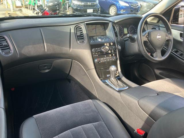 スカイラインクロスオーバー ３７０ＧＴ　黒半革　衝突軽減ブレーキ　レーダークルーズ　ＢＯＳＥ音響　地デジＴＶ　Ｂｌｕｅｔｏｏｔｈ接続　純正ＨＤＤナビ　ＣＤ／ＤＶＤ再生　音楽録音　バック／サイドカメラ　スマートキー　後席電動格納　純正１８ＡＷ（47枚目）