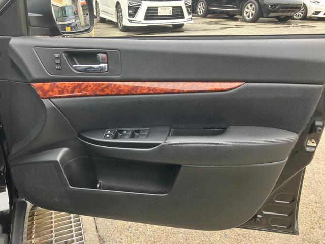 レガシィアウトバック ３．６Ｒ　ＳＩクルーズ　禁煙車　黒革　水平対向６気筒エンジン　タイミングチェーン　レギュラーガソリン車　レーダークルーズ　ＳＩ－ＤＲＩＶＥ　パドルシフト　純正ＨＤＤナビ　ＣＤ／ＤＶＤ再生　音楽録音　バックカメラ　地デジＴＶ（57枚目）