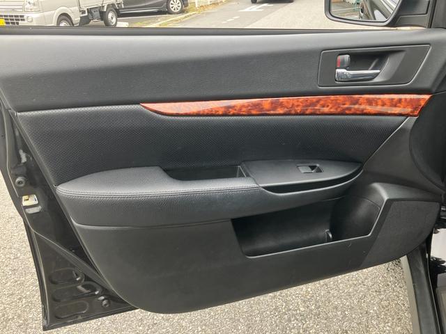 レガシィアウトバック ３．６Ｒ　ＳＩクルーズ　禁煙車　黒革　水平対向６気筒エンジン　タイミングチェーン　レギュラーガソリン車　レーダークルーズ　ＳＩ－ＤＲＩＶＥ　パドルシフト　純正ＨＤＤナビ　ＣＤ／ＤＶＤ再生　音楽録音　バックカメラ　地デジＴＶ（59枚目）