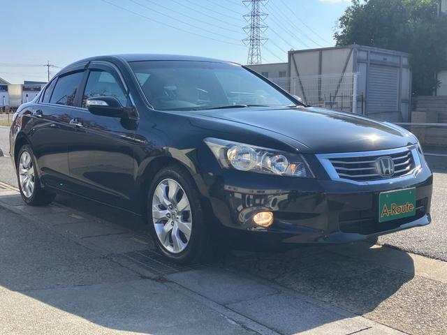 インスパイア ３５ｉＬ　黒半革　レギュラーガソリン車　衝突軽減ブレーキ　レーダークルーズ　地デジＴＶ　純正ＨＤＤナビ　ＣＤ／ＤＶＤ再生　音楽録音　バックカメラ　スマートキー　ハーフシートカバー　ウッドコンビハンドル／インパネ（24枚目）