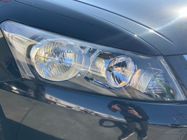 インスパイア ３５ｉＬ　黒半革　レギュラーガソリン車　衝突軽減ブレーキ　レーダークルーズ　地デジＴＶ　純正ＨＤＤナビ　ＣＤ／ＤＶＤ再生　音楽録音　バックカメラ　スマートキー　ハーフシートカバー　ウッドコンビハンドル／インパネ（26枚目）