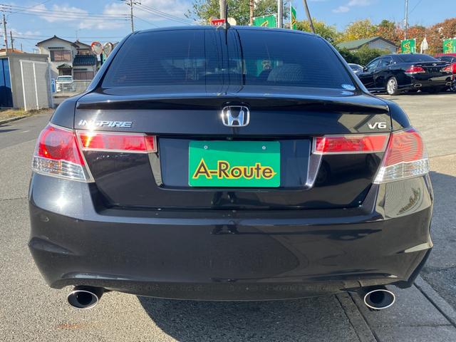 インスパイア ３５ｉＬ　黒半革　レギュラーガソリン車　衝突軽減ブレーキ　レーダークルーズ　地デジＴＶ　純正ＨＤＤナビ　ＣＤ／ＤＶＤ再生　音楽録音　バックカメラ　スマートキー　ハーフシートカバー　ウッドコンビハンドル／インパネ（31枚目）