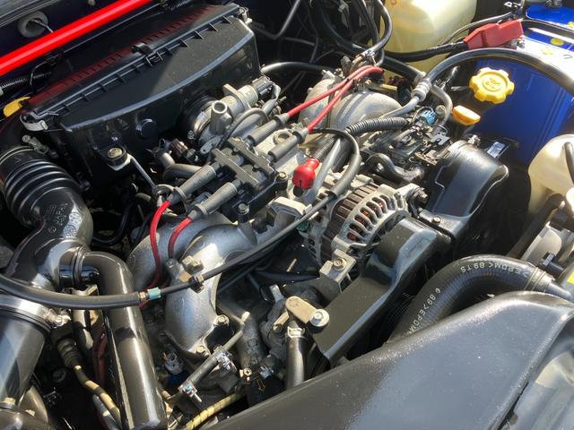 レガシィランカスター ランカスター　水平対向エンジン　デュアルレンジ　５速ＭＴ　サンルーフ　４ＷＤ　ハーフレザー　純正ＭＯＭＯウッドコンビハンドル　ウッド調インパネ　マッキントッシュＣＤ／ＭＤ　キーレス　ＥＴＣ　トノカバー　純正１６ＡＷ（44枚目）