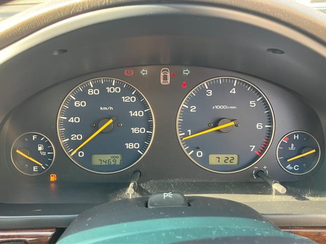 レガシィランカスター ランカスター　水平対向エンジン　デュアルレンジ　５速ＭＴ　サンルーフ　４ＷＤ　ハーフレザー　純正ＭＯＭＯウッドコンビハンドル　ウッド調インパネ　マッキントッシュＣＤ／ＭＤ　キーレス　ＥＴＣ　トノカバー　純正１６ＡＷ（65枚目）