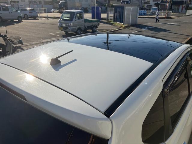 デュアリス ２０ＧアーバンブラックレザーＩＩ　禁煙車　後期型　スタイリッシュガラスルーフ　黒革シート　前後ドラレコ　地デジＴＶ　Ｂｌｕｅｔｏｏｔｈ接続　純正メモリーナビ　バックカメラ　スマートキー　革巻ハンドル　ＨＩＤ　オートライト　純正１８ＡＷ（38枚目）