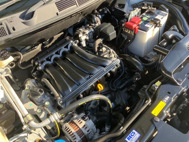 デュアリス ２０ＧアーバンブラックレザーＩＩ　禁煙車　後期型　スタイリッシュガラスルーフ　黒革シート　前後ドラレコ　地デジＴＶ　Ｂｌｕｅｔｏｏｔｈ接続　純正メモリーナビ　バックカメラ　スマートキー　革巻ハンドル　ＨＩＤ　オートライト　純正１８ＡＷ（43枚目）