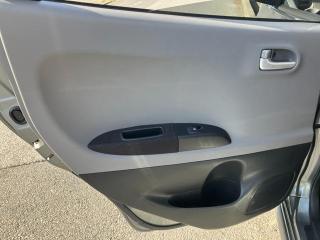 ソニカ ＲＳリミテッド　ターボ　社外ブーストメーター　コペン用純正アルミ　ベンチシート　スマートキー　前後ドラレコ　地デジＴＶ　社外メモリーナビ　純正ＭＯＭＯステアリング　ＨＩＤ　フォグ　オートエアコン　ステアリングリモコン（59枚目）