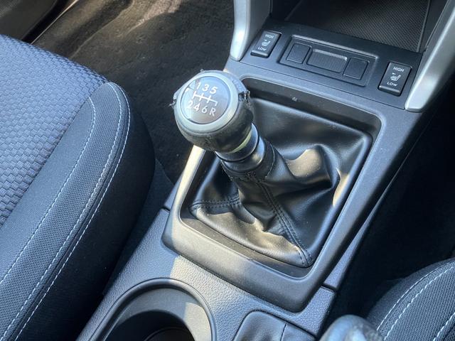 フォレスター 2.0i-L 1オーナー 6速MT 4WD クルコン SI-DRIVE 地デジTV Bluetooth接続 社外メモリーナビ CD/DVD再生 バックカメラ キーレス HID 前後フォグ オートライト 純正17AW(20枚目)