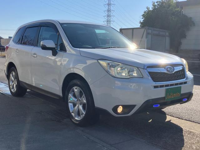 フォレスター 2.0i-L 1オーナー 6速MT 4WD クルコン SI-DRIVE 地デジTV Bluetooth接続 社外メモリーナビ CD/DVD再生 バックカメラ キーレス HID 前後フォグ オートライト 純正17AW(24枚目)