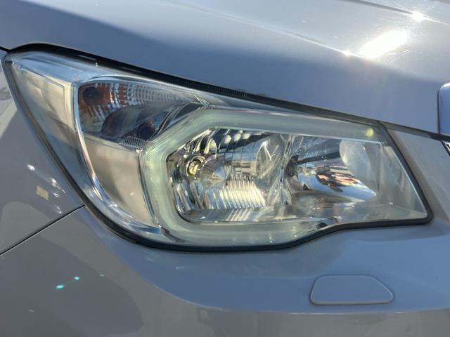 フォレスター 2.0i-L 1オーナー 6速MT 4WD クルコン SI-DRIVE 地デジTV Bluetooth接続 社外メモリーナビ CD/DVD再生 バックカメラ キーレス HID 前後フォグ オートライト 純正17AW(26枚目)
