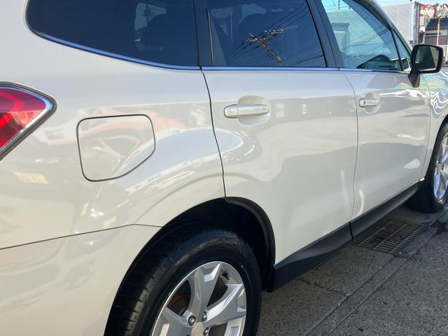 フォレスター 2.0i-L 1オーナー 6速MT 4WD クルコン SI-DRIVE 地デジTV Bluetooth接続 社外メモリーナビ CD/DVD再生 バックカメラ キーレス HID 前後フォグ オートライト 純正17AW(29枚目)