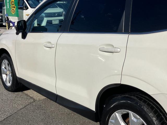 フォレスター 2.0i-L 1オーナー 6速MT 4WD クルコン SI-DRIVE 地デジTV Bluetooth接続 社外メモリーナビ CD/DVD再生 バックカメラ キーレス HID 前後フォグ オートライト 純正17AW(30枚目)