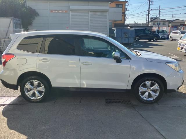 フォレスター 2.0i-L 1オーナー 6速MT 4WD クルコン SI-DRIVE 地デジTV Bluetooth接続 社外メモリーナビ CD/DVD再生 バックカメラ キーレス HID 前後フォグ オートライト 純正17AW(34枚目)