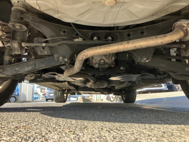 フォレスター 2.0i-L 1オーナー 6速MT 4WD クルコン SI-DRIVE 地デジTV Bluetooth接続 社外メモリーナビ CD/DVD再生 バックカメラ キーレス HID 前後フォグ オートライト 純正17AW(44枚目)