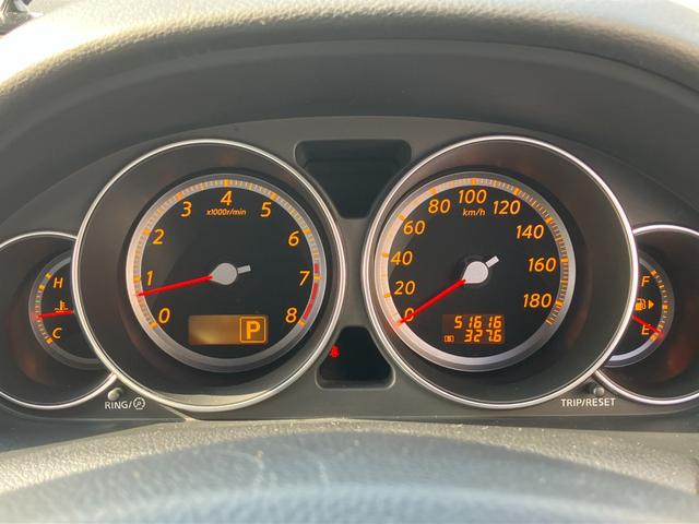 フーガ ＧＴスポーツＰスタイリッシュブラックＬＴＤＩＩ　Ｖ８エンジン　１オーナー　黒革　純正エアロ　純正ＯＰクリアテール　専用１９アルミ　シートベンチレーション　助手席電動オットマン　純正ＤＶＤナビ　６連ＣＤ　バック＆サイドカメラ　スマートキー　キセノン（20枚目）