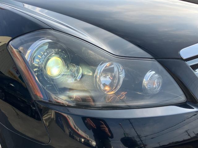 フーガ ＧＴスポーツＰスタイリッシュブラックＬＴＤＩＩ　Ｖ８エンジン　１オーナー　黒革　純正エアロ　純正ＯＰクリアテール　専用１９アルミ　シートベンチレーション　助手席電動オットマン　純正ＤＶＤナビ　６連ＣＤ　バック＆サイドカメラ　スマートキー　キセノン（26枚目）