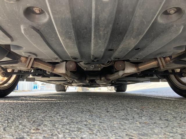 フーガ ＧＴスポーツＰスタイリッシュブラックＬＴＤＩＩ　Ｖ８エンジン　１オーナー　黒革　純正エアロ　純正ＯＰクリアテール　専用１９アルミ　シートベンチレーション　助手席電動オットマン　純正ＤＶＤナビ　６連ＣＤ　バック＆サイドカメラ　スマートキー　キセノン（45枚目）